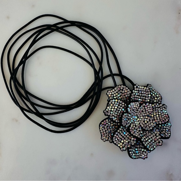 New Rhinestone Flower Large Black Necklace Choker - Picture 8 of 11